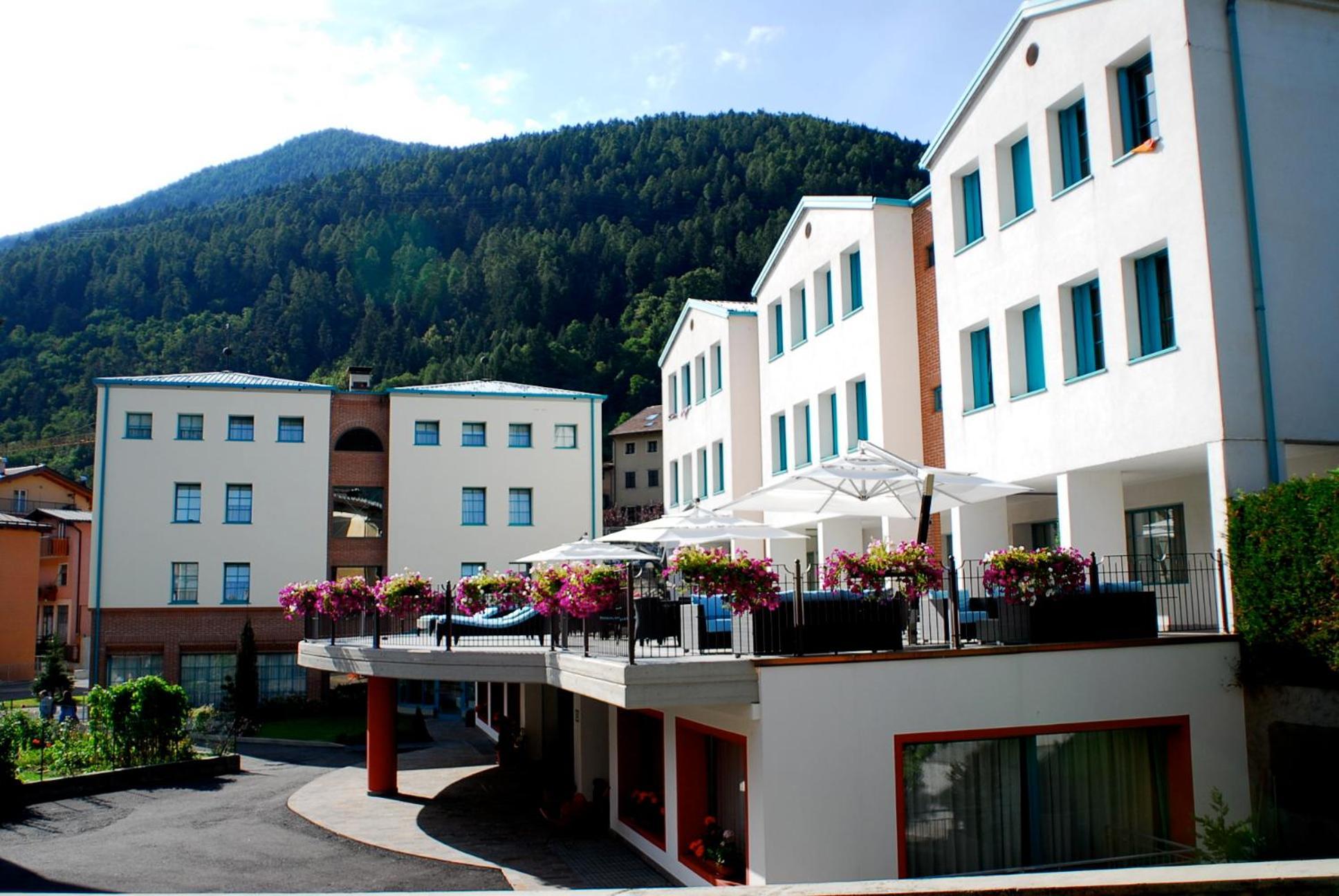 Hotel Sole Malè Buitenkant foto